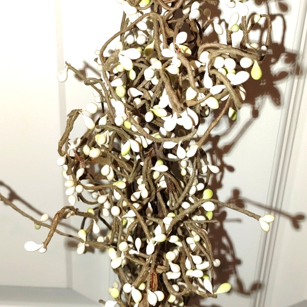 4 foot long decorative berries
